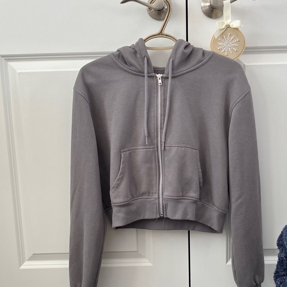 Cropped Zip Sweater